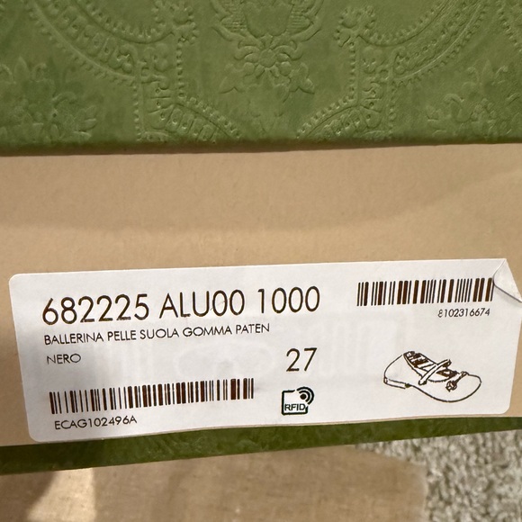 Gucci Black Patent Leather Kids Dress Shoes - Picture 6 of 7